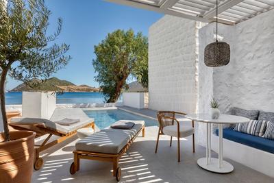 Aegean Beach Front Suite (Beachfront Access)