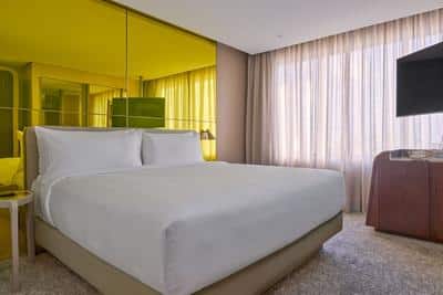 Cozy Guest Room