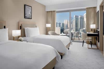 Executive Club Room, Marina View, 2 Twin