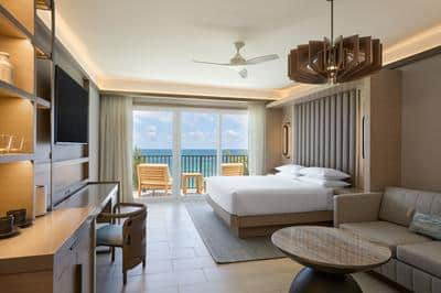 Deluxe Room, Oceanfront, 1 King