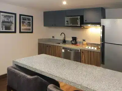 2 Double Beds Suite
