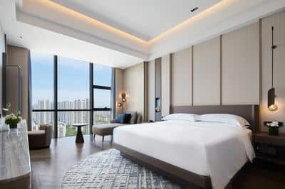 1 Bedroom Suite