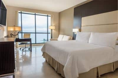 1 King Premium Club Lounge Access Ocean View High Floor