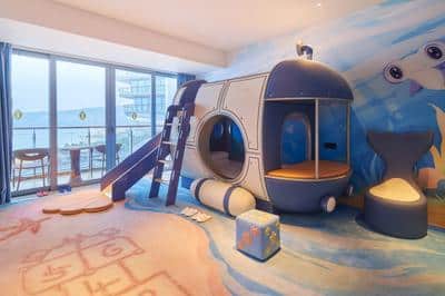 1 King 1 Bunk 1 Bedroom Suite Kids Theme