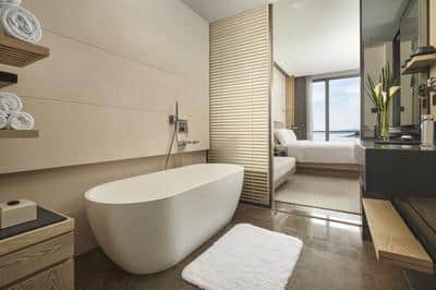 1 King Classic Club Lounge Access Ocean View High Floor