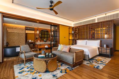 1 King Suite Ocean View