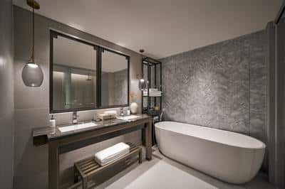 1 King Premium River View