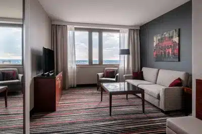 Junior Club Suite
