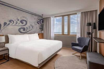 Executive Junior Club Suite