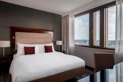 Junior Club Suite