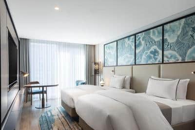 Deluxe Room Twin Bed
