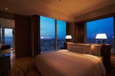 Corner Suite
