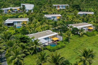 Villa Exterior Overview