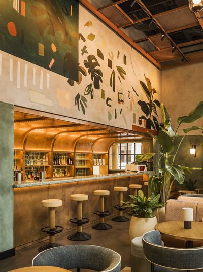 Lounge Bar