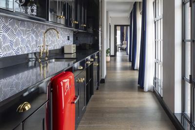 Richards Penthouse Flat