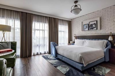 Grand Chamber Junior Suite