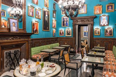 The Palace Bar