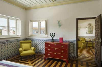 Vermelho Junior Suite