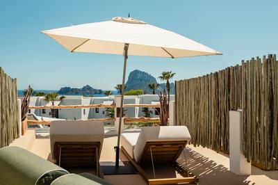 Bougainvillea Suite Sea View