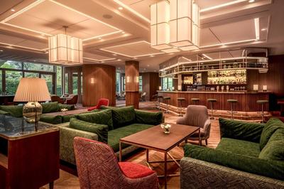 Piano Bar