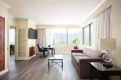 Two Bay Suite