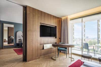 Premium Suite