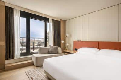 Executive Superior, Balcony