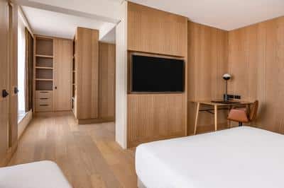 Executive Superior, Balcony