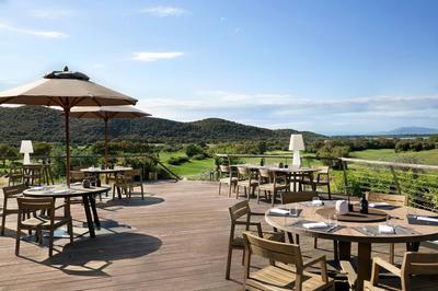 Club House Restaurant - Terrace