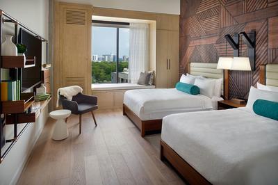 Deluxe Room, 2 Queen, Skyline View