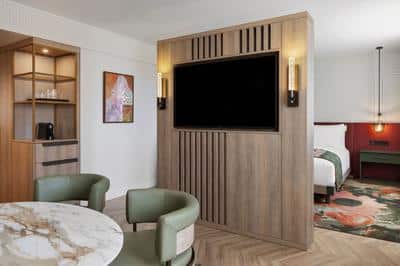 Junior Suite Church View