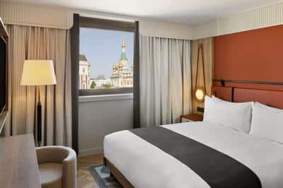 Deluxe Room Church View