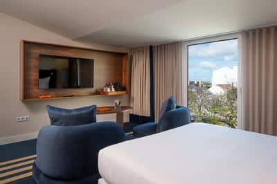 Club Room