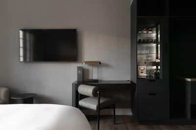 Superior Courtyard Room