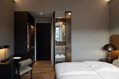 Deluxe Courtyard Room