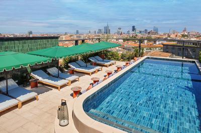 Rooftop Swimming Pool