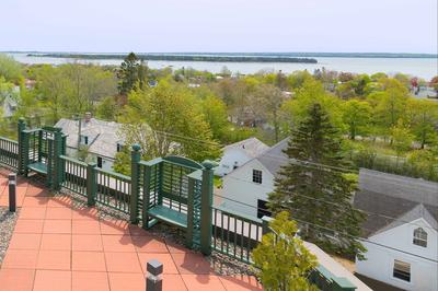 Guest Room, 1 Queen, Water View