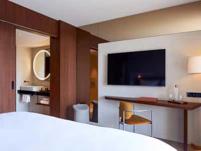 Deluxe Room Creation