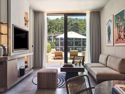 Platinum One Bedroom Suite