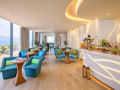 Club Lounge