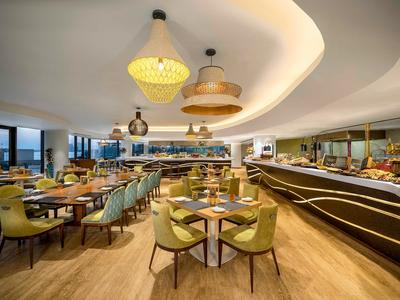 Vibe - All-Day Dining Restaurant