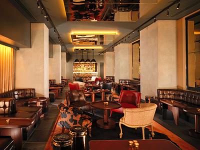 Blind Spot Bar