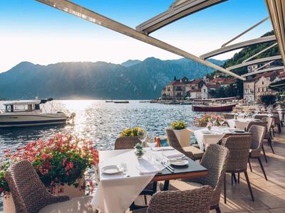 Riva Restaurant