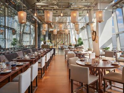 100 Century Avenue Cantonese