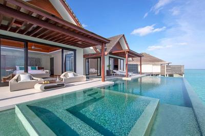 One Bedroom Ocean Pool Pavilion