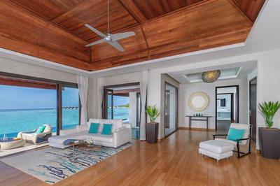 One Bedroom Ocean Pool Pavilion