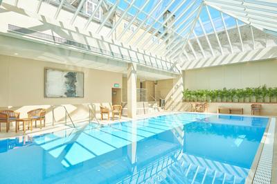 The Retreat - Swimming Pool