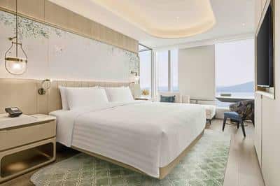 Executive Bay View Suite