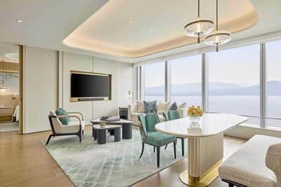 Executive Bay View Suite