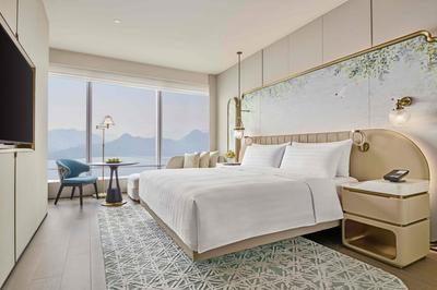 Deluxe Bay View Room
